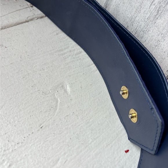 Navy and gold chain belt - Picture 4 of 7